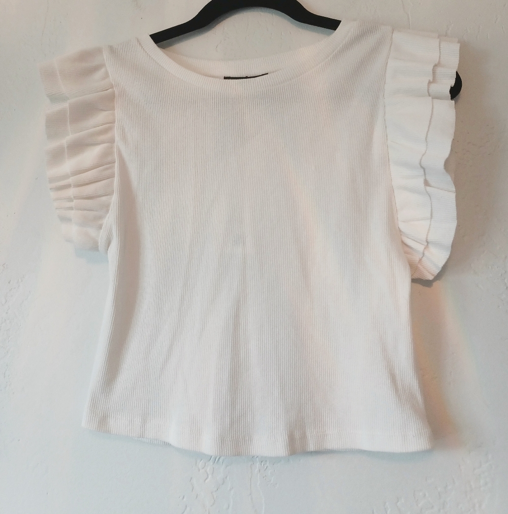 NWT Zara White Ruffle Sleeve Ribbed Tee
